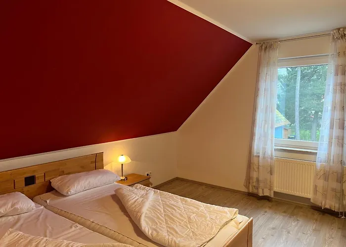 Unter Den Kiefern 99 * Röbel